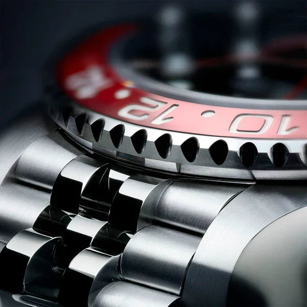 Pagani Design Pantheon Red - Mettz Signature